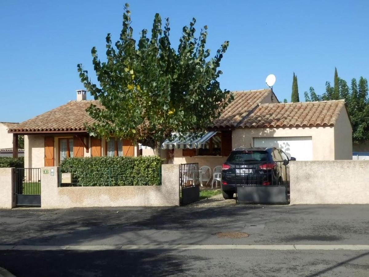 Pretty Villa With Above Ground Pool Saint-Genies-de-Fontedit Exterior photo